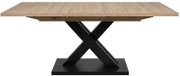 Moderner Esstisch mit Holzplatte und schwarzem X-förmigem Metallgestell, Frontalansicht