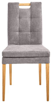 Grauer Stuhl mit gepolsterter Sitzfläche und Rückenlehne, Holzbeine, Frontalansicht