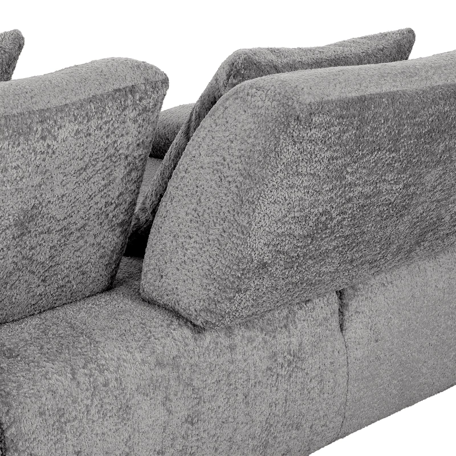 Rückansicht eines grauen 2-Sitzer Sofas mit weichem Stoffbezug und mehreren Kissen.
