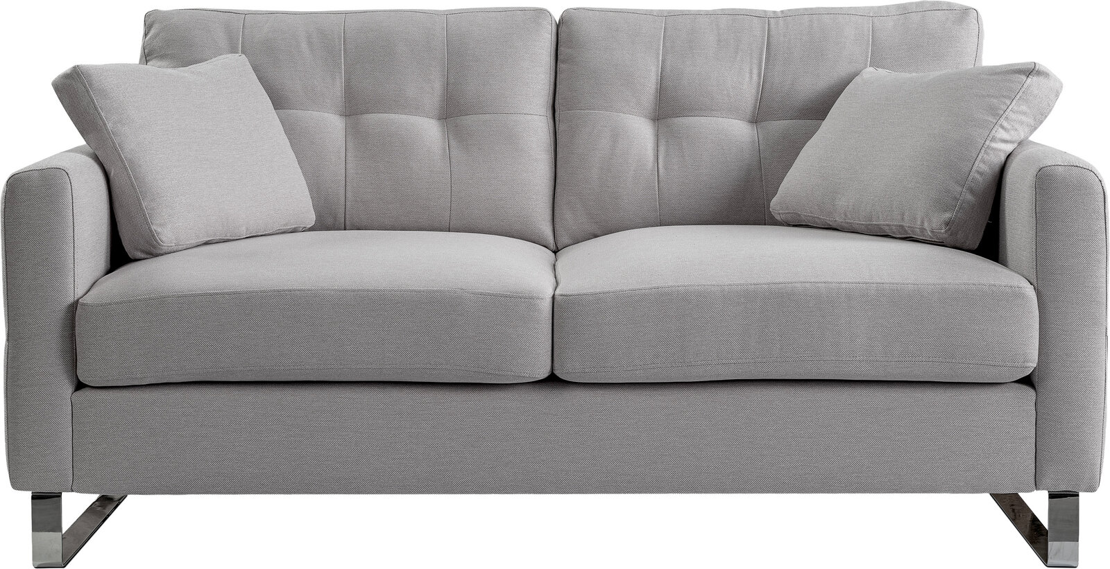 Hellgraues 2-Sitzer-Sofa mit gesteppter Rückenlehne, zwei losen Rückenkissen, breiten Armlehnen und verchromten Metallfüßen, Frontansicht.