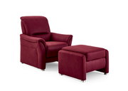 Roter Sessel mit passendem Hocker, seitliche Perspektive