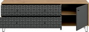 Moderne Kommode/Sideboard in Holzoptik mit zwei Schubladen und geometrisch gemusterten dunkelgrauen Fronten sowie geöffneter rechter Tür, Frontansicht leicht von oben.
