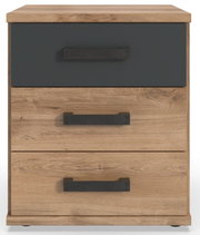 Nachtkommode aus Holz mit drei Schubladen, davon eine in dunkler Farbe, und schwarzen Griffen, Frontalansicht