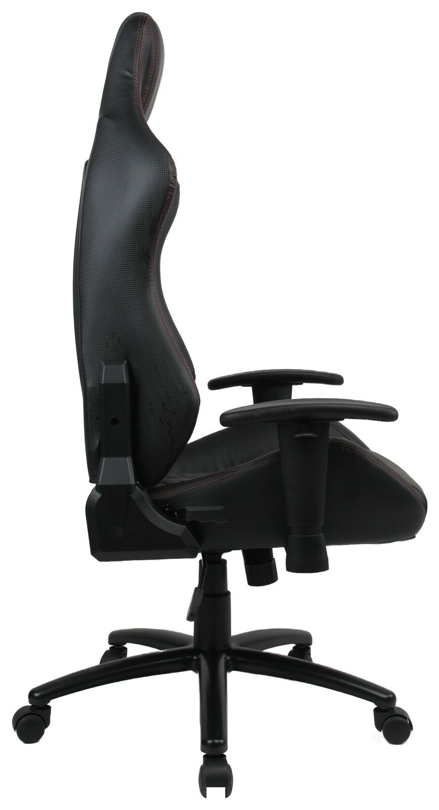 Seitliche Ansicht eines schwarzen Gaming-Stuhls mit roten Nähten und verstellbaren Armlehnen.