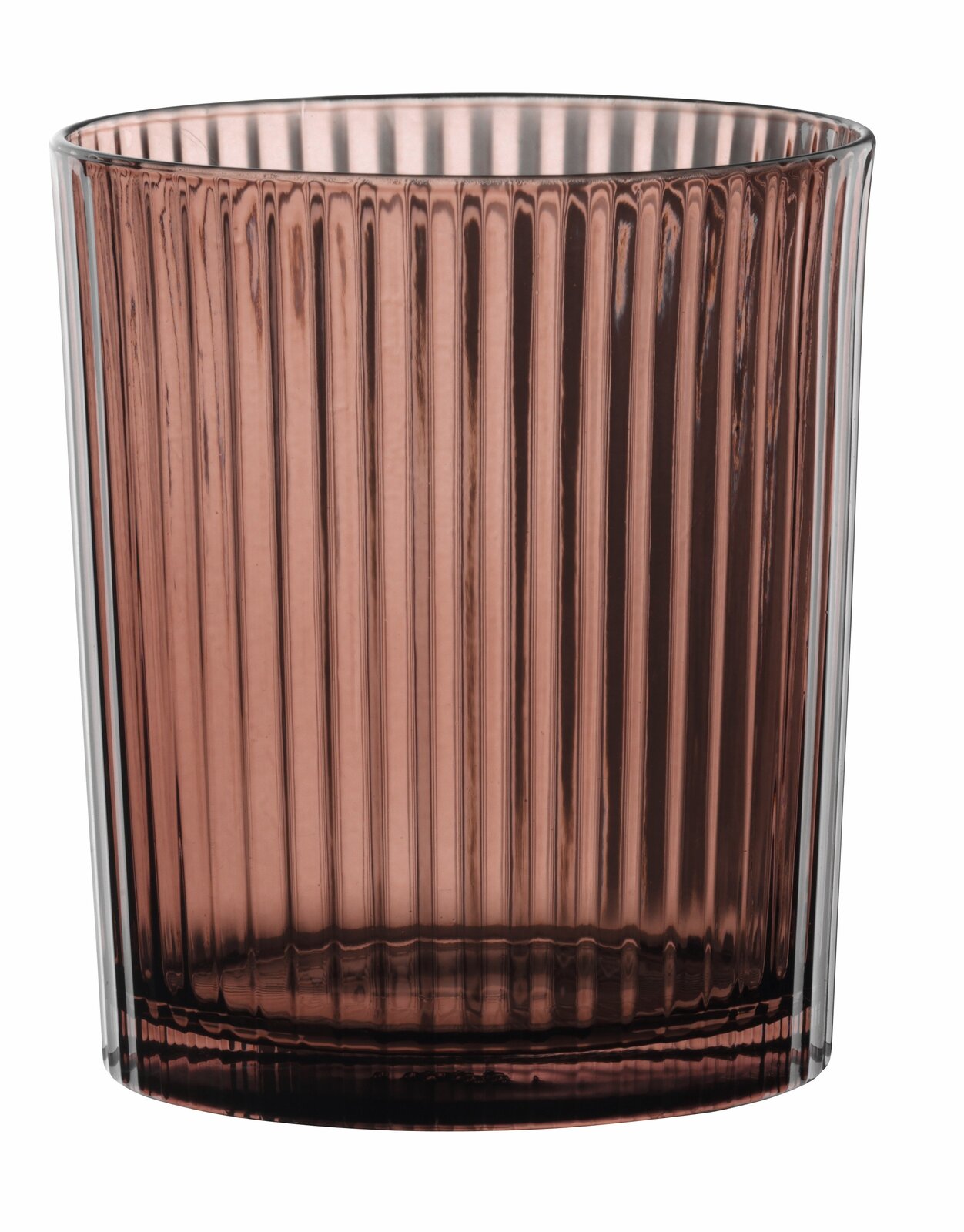 Nahaufnahme eines gerippten, transparenten Bechers in einem warmen Braunton.