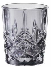 Kristallglas mit elegantem Schliffmuster, seitliche Perspektive