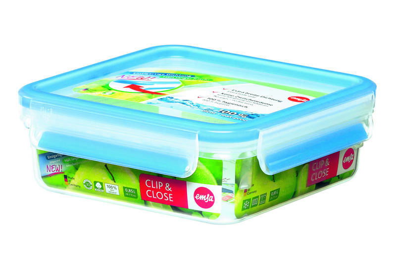 Emsa Dose CLIP & CLOSE 0,85 Liter Transparente Kunststoffdose mit blauem Deckel und Clip-Verschluss, seitliche Perspektive