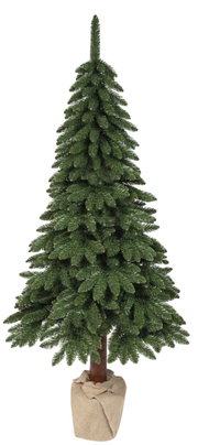 Künstlicher Weihnachtsbaum Tora Kiefer, 180 cm hoch, in Frontalansicht mit natürlichem Aussehen und Jutesack als Basis.