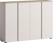 Moderner XXL-Schuhschrank mit drei Türen in heller Farbe, Frontansicht
