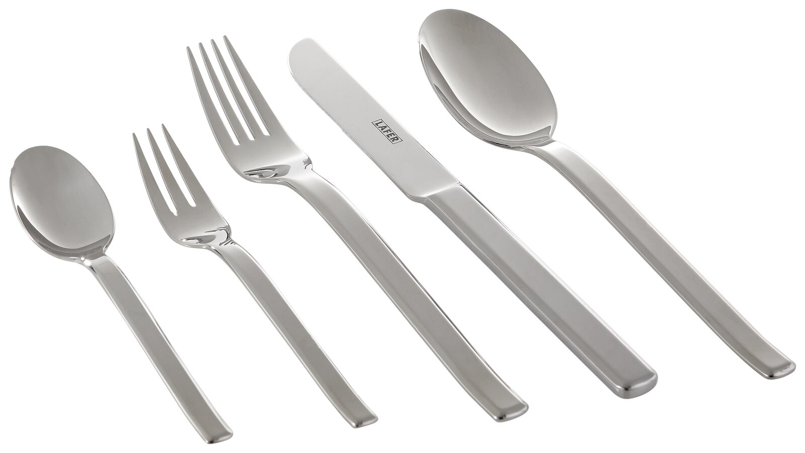 Set aus Edelstahlbesteck bestehend aus Löffel, Gabel, Messer, Kuchengabel und Teelöffel, von oben betrachtet.