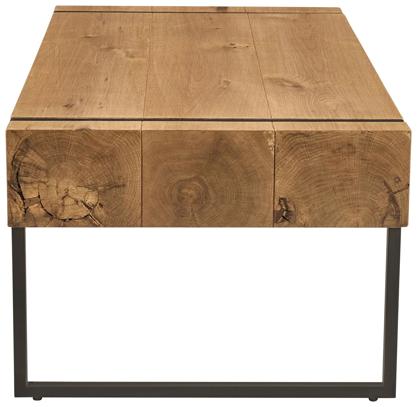 Frontale Ansicht eines Couchtisches mit massiver Holzplatte und Metallgestell.