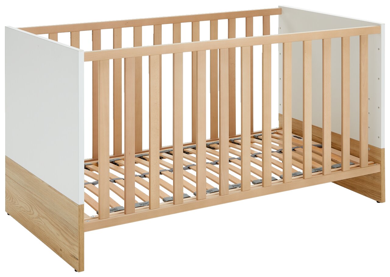 Babybett aus Holz mit Gitterstäben, seitliche Perspektive