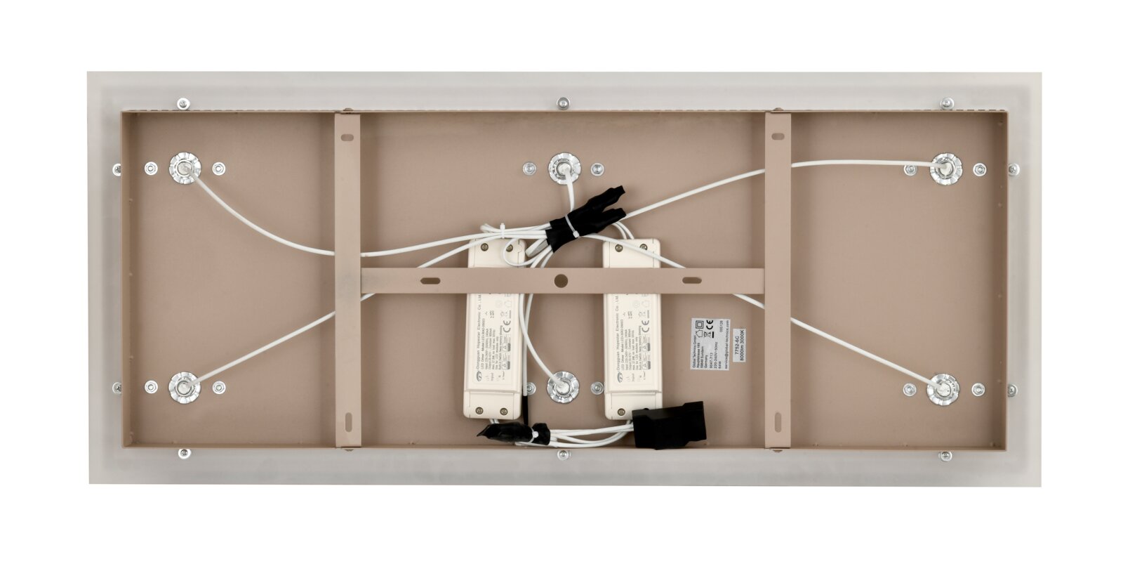 Achterkant van een led-plafondlamp met zichtbare bedrading en bevestigingselementen.
