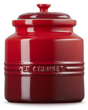 Rote Keksdose mit Deckel, seitliche Perspektive, Marke Le Creuset