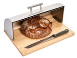 Moderner Brotkasten aus Edelstahl mit Holzbrett und Brotmesser, seitliche Perspektive