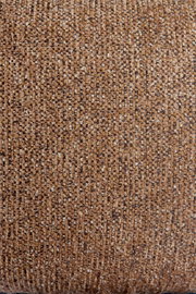Makro-Nahaufnahme von braun meliertem, grob gewebtem Polsterstoff/Teppichgewebe mit strukturierter Oberfläche, frontale Ansicht
