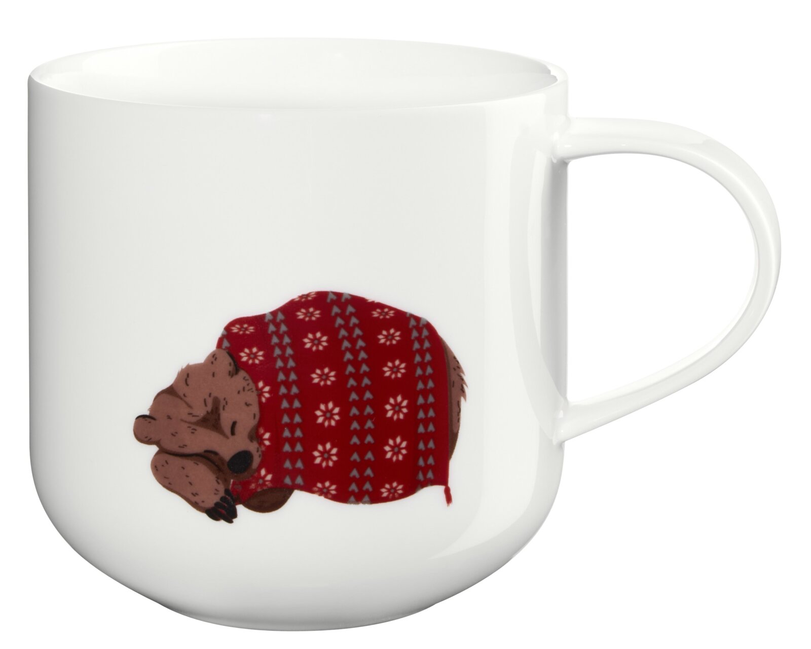 Witte mok met afgeronde vorm en illustratie van een slapende beer onder een rood winterdeken, schuin van voren afgebeeld met het oor rechts