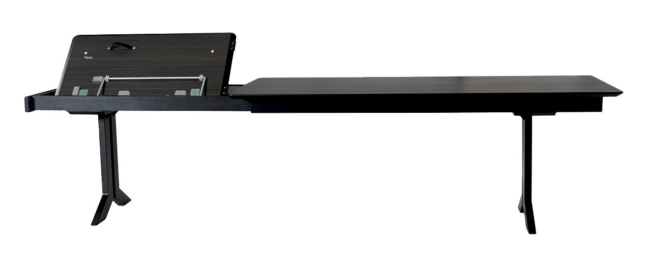 Moderner Esstisch in dunklem Holz mit ausziehbarer Funktion, seitliche Perspektive