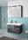 Moderner Badblock mit Waschbecken und Spiegelschrank, seitliche Perspektive