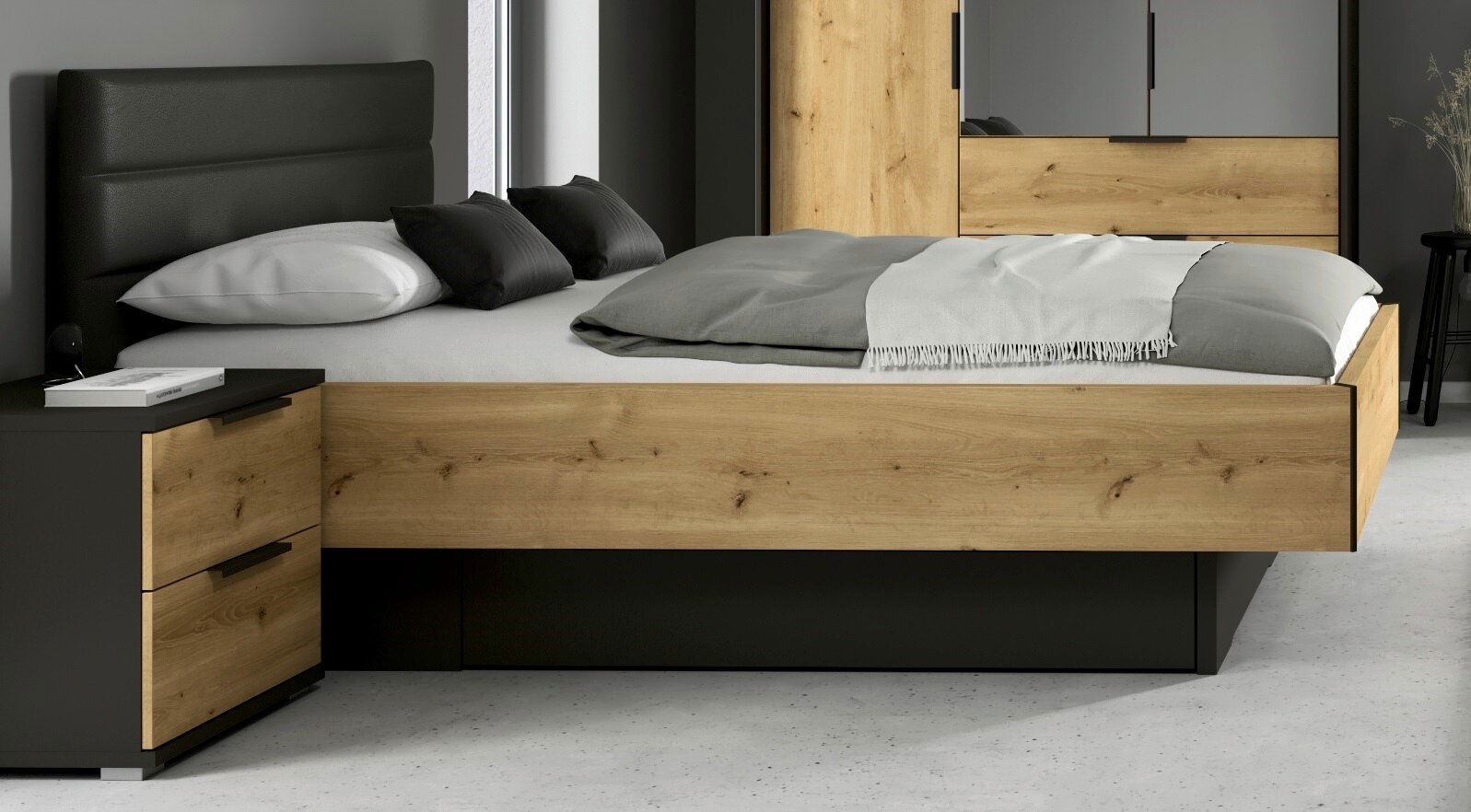 XORA Sockelschubkasten für Bett 140 ENDORA-F Modernes Doppelbett in Eiche-Optik mit schwarzem gepolstertem Kopfteil und integrierten Schubladen, seitliche Frontansicht im Schlafzimmer-Setting