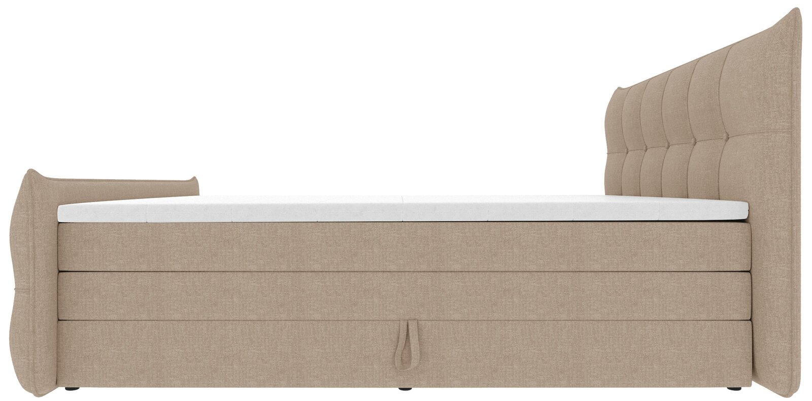 Beiges, gepolstertes Boxspringbett mit hohem, gestepptem Kopfteil und niedrigem Fußteil, weiße Matratzenauflage, Seitenansicht von links vor weißem Hintergrund.