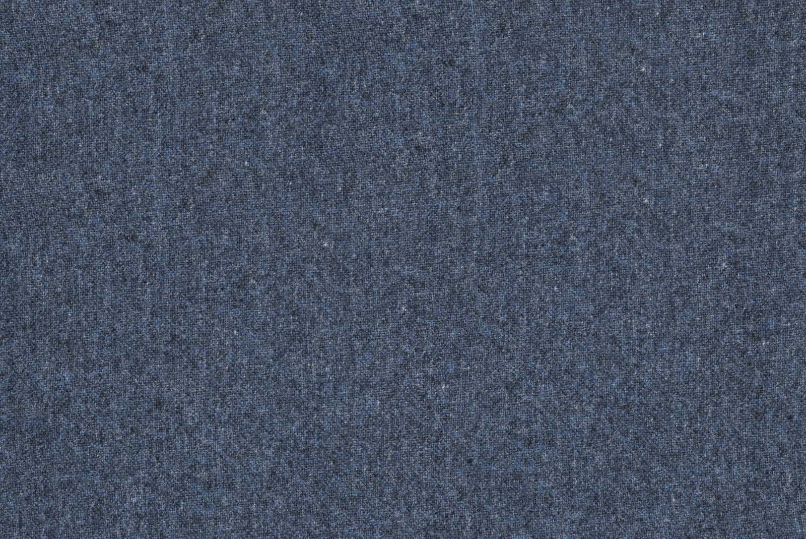 Nahaufnahme eines blauen Stoffmusters, das für einen Chefsessel verwendet wird.