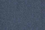Nahaufnahme eines blauen Stoffmusters, das für einen Chefsessel verwendet wird.