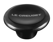 Schwarzer Deckelknopf aus Nickel mit der Aufschrift 'Le Creuset', Ansicht von oben.