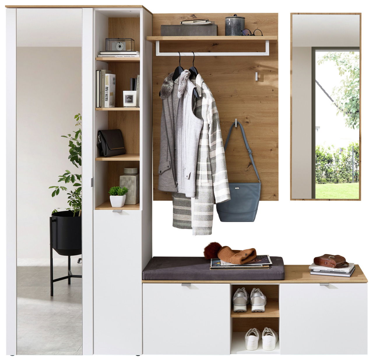 Garderoben-Set in moderner Perspektive mit Spiegel, Regalen, Kleiderhaken und Sitzbank, kombiniert in Weiß und Holzoptik.
