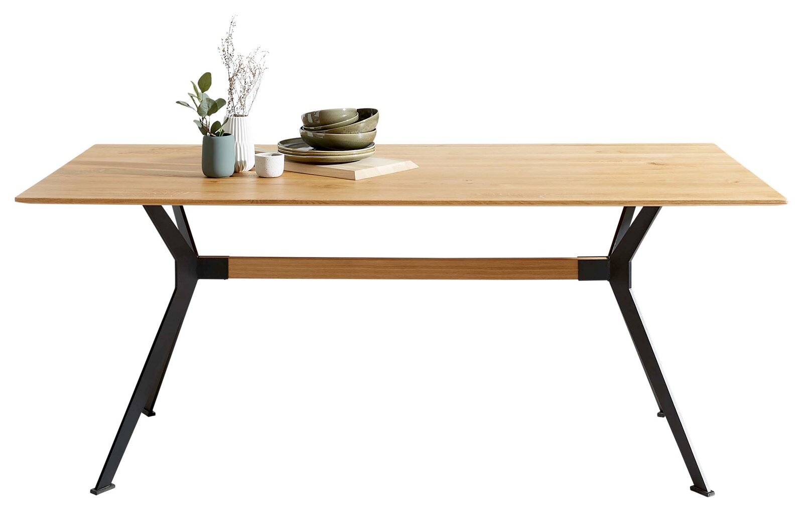 Linea Natura Esstisch 120x80 DÜSSELDORF Moderner Esstisch aus Holz mit Metallbeinen, dekoriert mit Geschirr und Pflanzen, seitliche Perspektive.