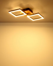 Moderne Deckenleuchte mit zwei quadratischen LED-Panels, von unten betrachtet.