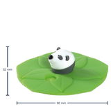 Panda-förmiger Trinkverschluss auf einem grünen Blatt, seitliche Perspektive