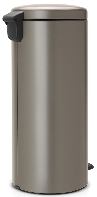 Moderner, zylindrischer Treteimer aus Metall in seitlicher Perspektive mit Pedalmechanismus.