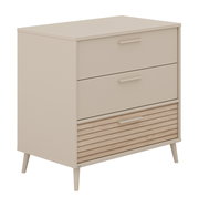 Schmale Kommode Paidi EEFJE in Beige mit drei Schubladen, davon eine mit Holzoptik, aus schräger Perspektive
