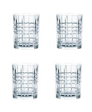 Vier Whiskygläser im Set, aus klarem Glas mit quadratischem Muster, frontal abgebildet.