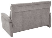 Rückansicht eines grauen 2,5-Sitzer Sofas mit Stoffbezug und Armlehnen.