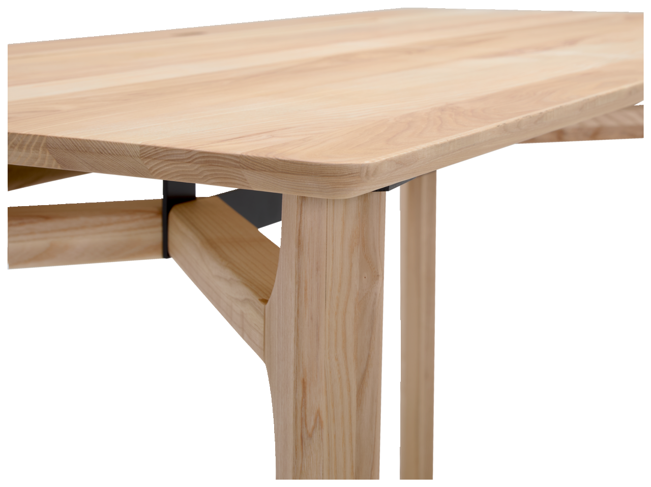 Nahaufnahme eines Schreibtisches aus hellem Holz mit Metallverstrebung, perspektivisch von der Seite aufgenommen.