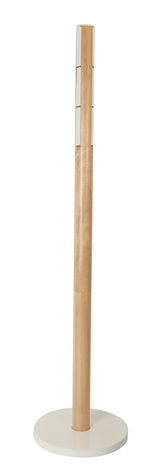Moderner Garderobenständer aus Holz mit runder Basis, frontal abgebildet.