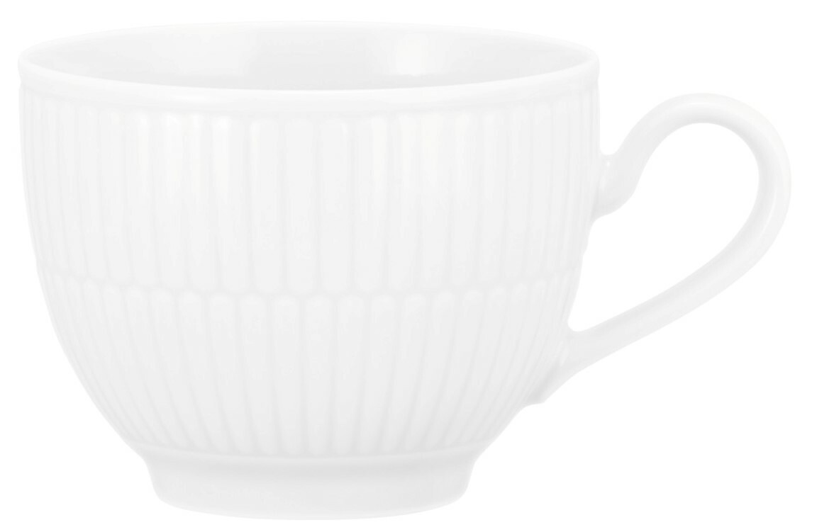 Weiße Kaffeetasse mit geriffeltem Design, seitliche Perspektive
