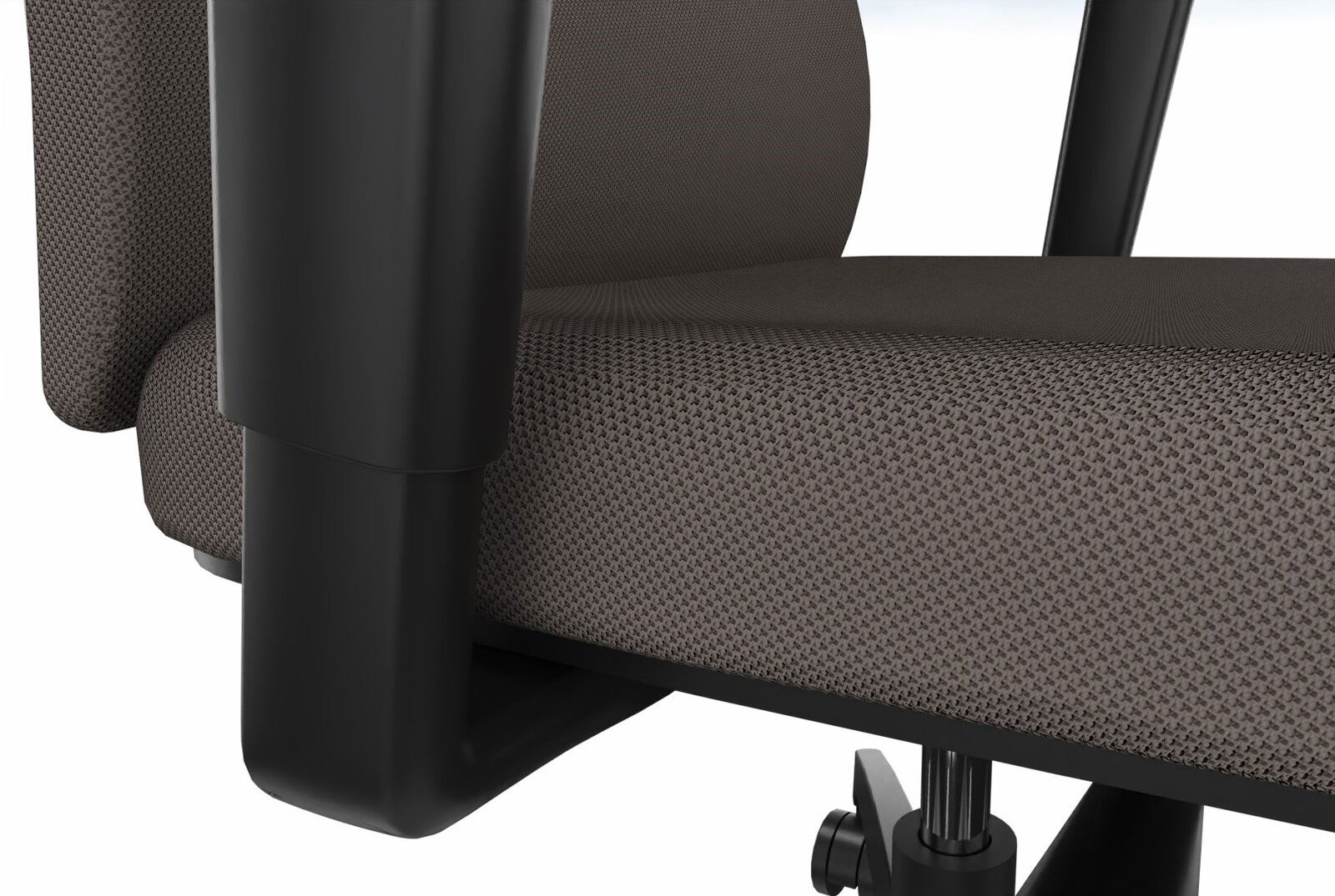 Nahaufnahme eines Drehstuhls mit grauem Stoffbezug und schwarzem Armlehnenrahmen, seitliche Perspektive