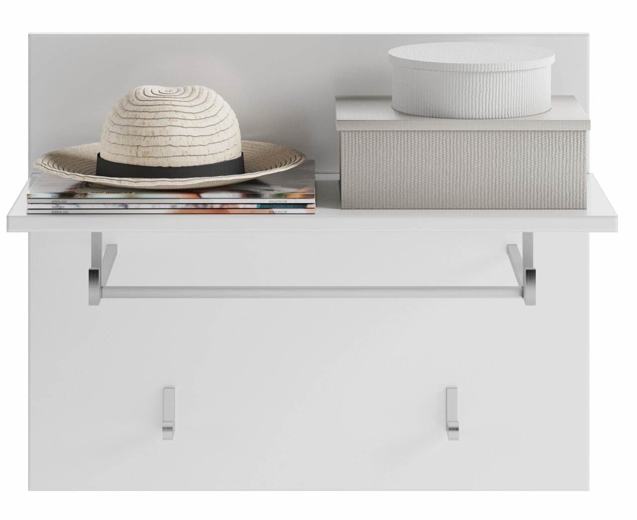 Weißes Paneel mit Hut, Zeitschriften und zwei Boxen, frontal betrachtet