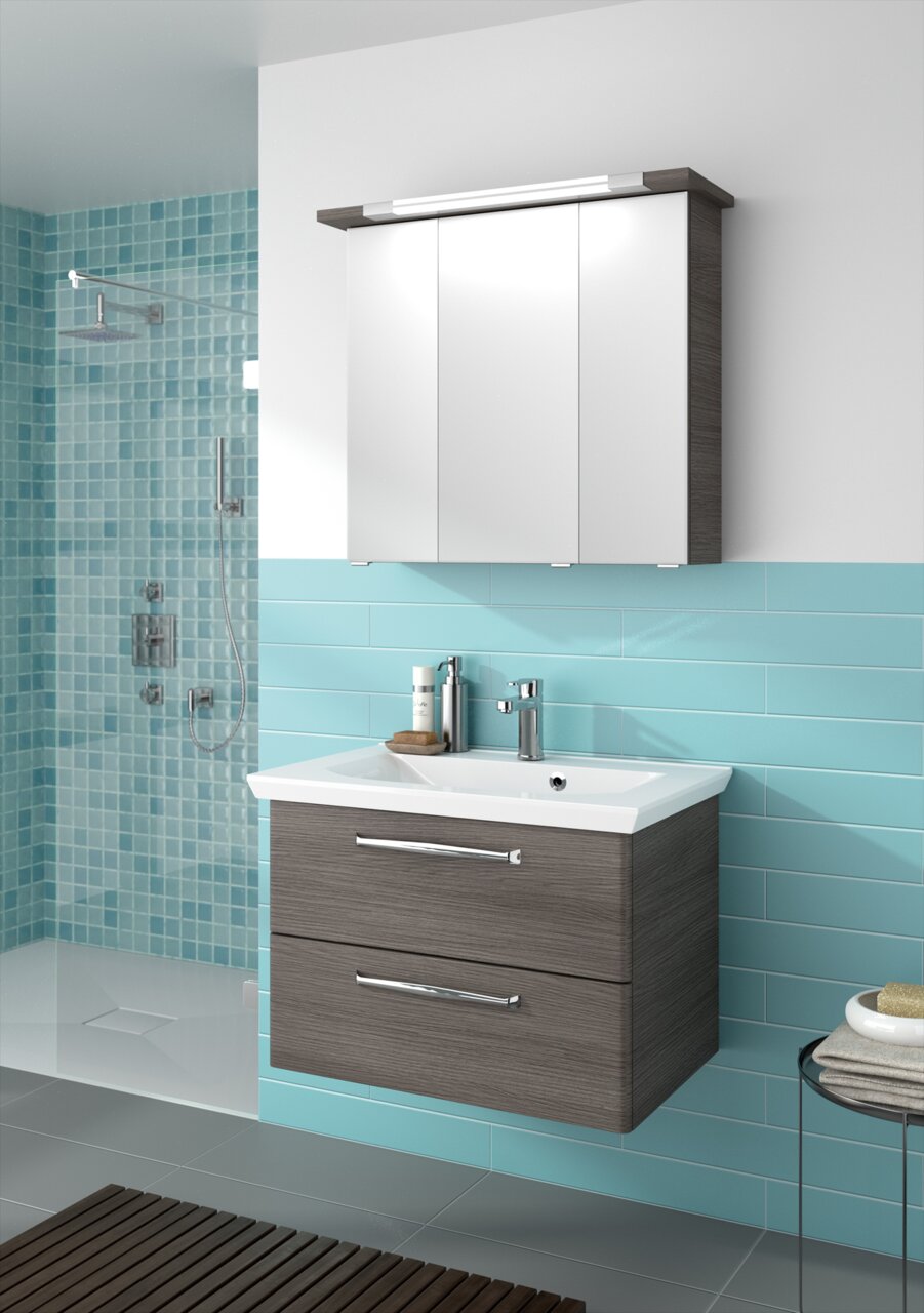 Pelipal Badblock 80cm TRENTINO Moderner Badblock mit Spiegelschrank und Waschbecken in einem stilvollen Badezimmer, seitliche Perspektive