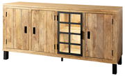 Holz-Sideboard mit vier Türen, davon eine mit Glaseinsatz und schwarzem Gitter, aus frontaler Perspektive.