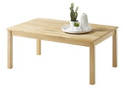 Holz-Couchtisch mit Dekoration, seitliche Perspektive