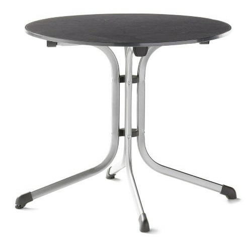 Runder Klapptisch mit schieferfarbener Tischplatte und silbernem Metallgestell, seitliche Perspektive
