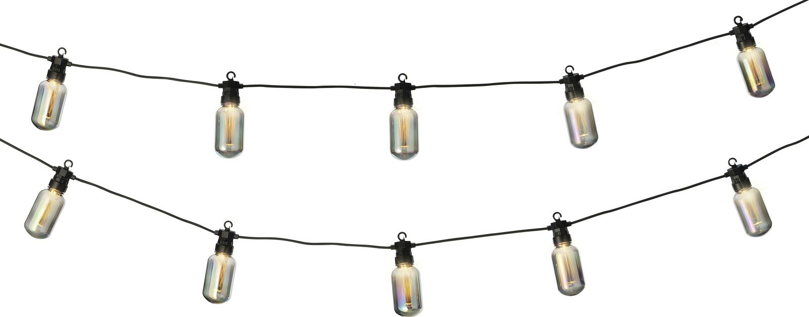 LED-Partybeleuchtung mit mehreren Glühbirnen an einer schwarzen Schnur, perspektivisch von vorne betrachtet.
