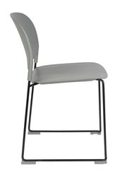 Moderner grauer Stuhl mit schwarzem Metallgestell, Seitenansicht