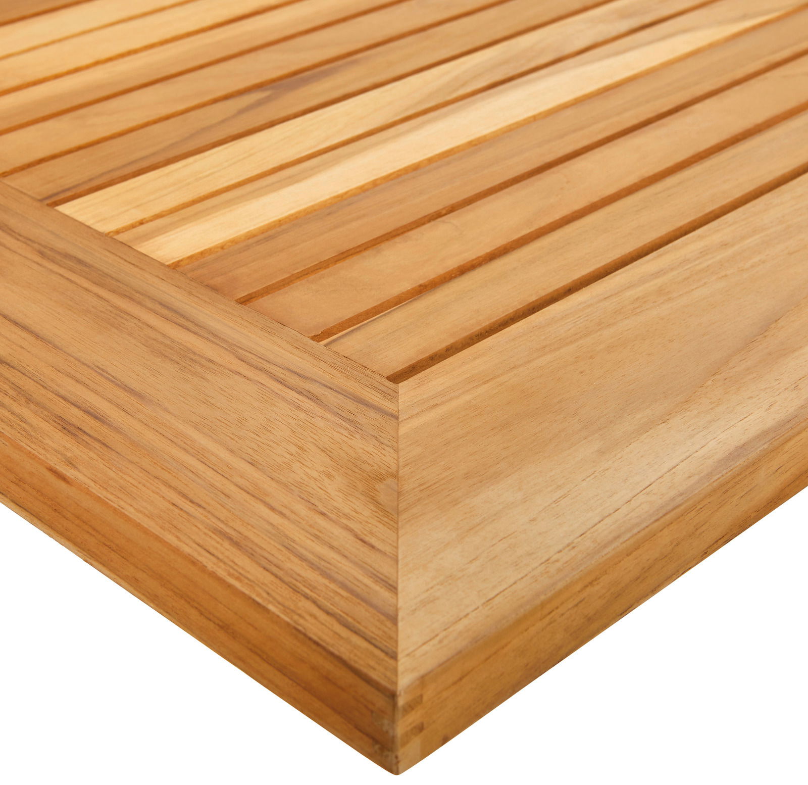 Nahaufnahme einer Ecke eines hölzernen Ausziehtisches mit klaren Linien und natürlicher Holzmaserung.