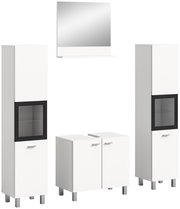 Moderne Badkombination BOSTON in Weiß mit zwei hohen Schränken, einem Spiegel und einem Unterschrank, frontal abgebildet.