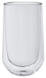 Doppelwandiges Glas für Latte Macchiato, frontal fotografiert.